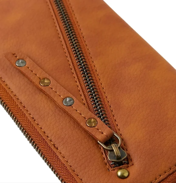 Free People Distressed Vegan Wallet in Tan•NWT! - Picture 5 of 10